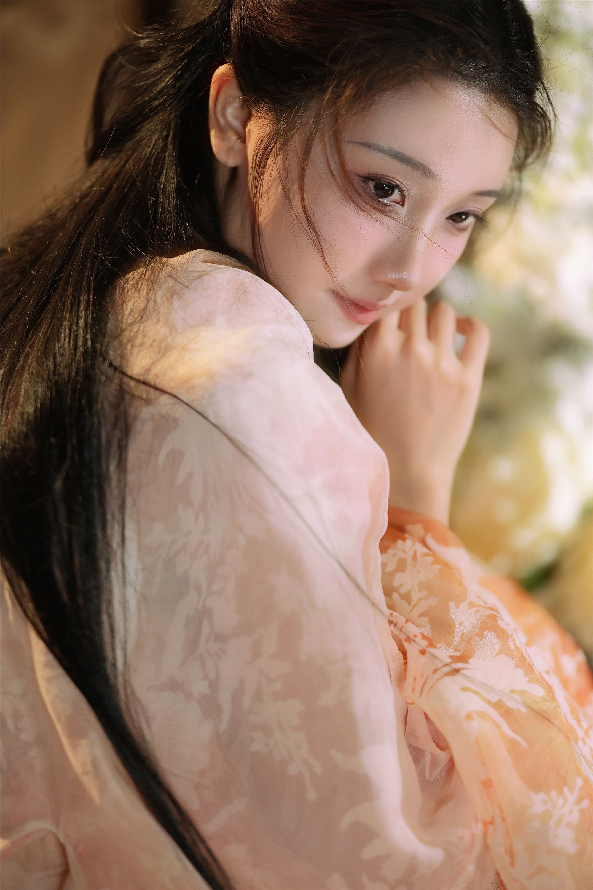 YITUYU艺图语 2025.01.11 花吻 安九鱼